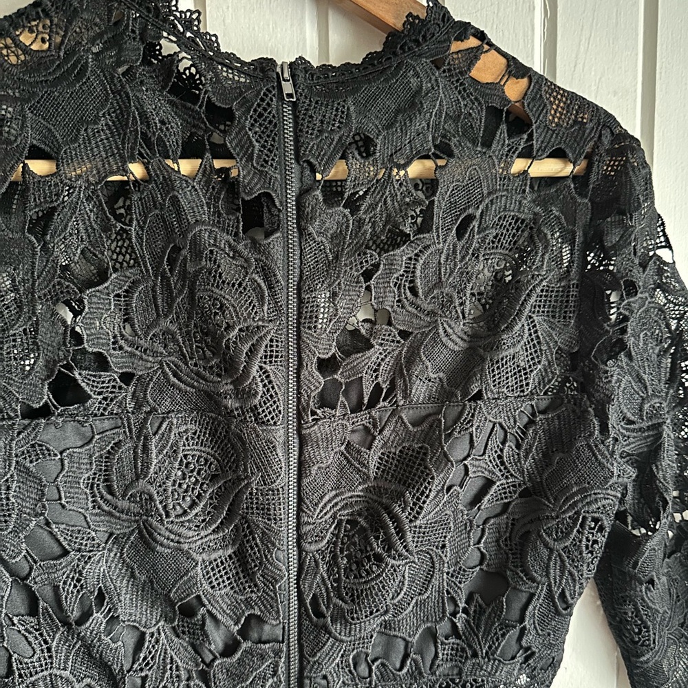 NWT Lulu’s black lace dress - Picture 8 of 12